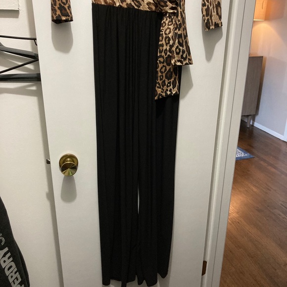 Black and leopard print faux belt tie jumpsuit - Picture 3 of 5